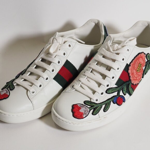 Gucci White Floral Embroidered Leather Ace Sneakers - Pre-Owned (Size 5.5) - Picture 7 of 11